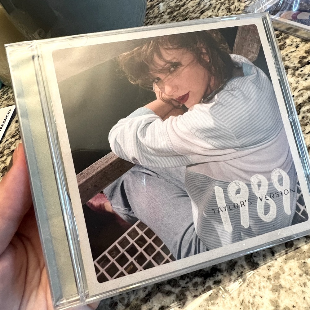1989 (Taylor's Version) Aquamarine Green Edition Deluxe CD